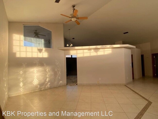 Building Photo - 3 br, 2 bath House - 904 Cottonwood Dr.