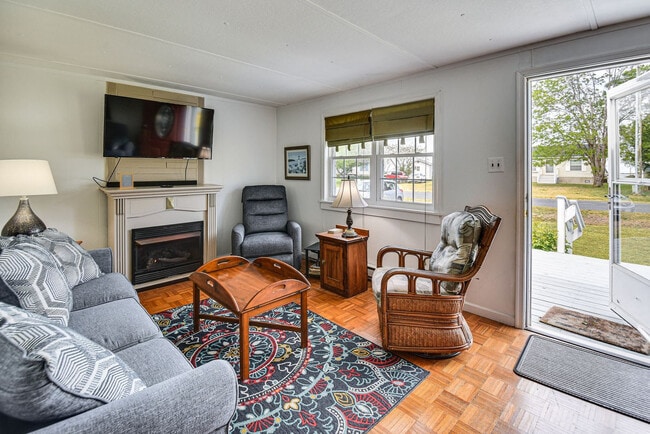 Building Photo - 31345 Sunset Dr
