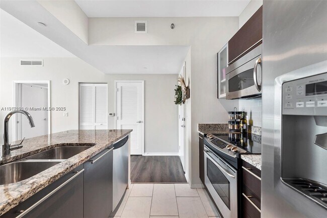 Foto del edificio - 951 Brickell Ave