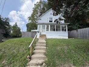 Building Photo - 2162 8th St SW