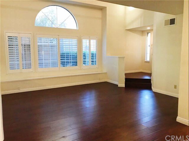 Foto principal - 129 Homestead St