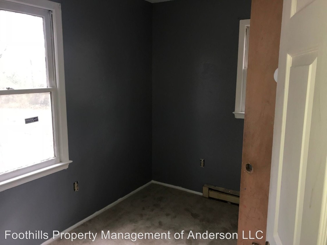 Building Photo - 2 br, 1 bath House - 212 Cherry Ave