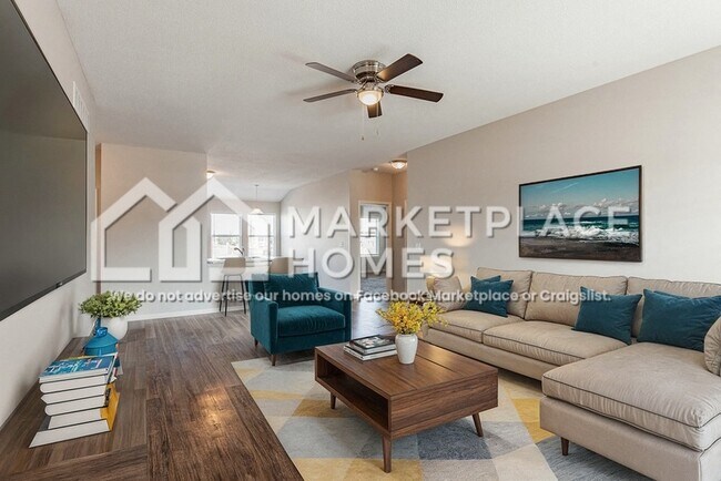 Building Photo - 767 S Mulberry St