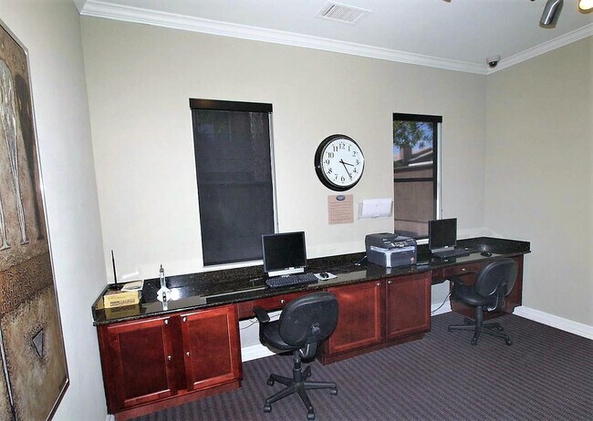 Foto del edificio - 7009 E Acoma Dr