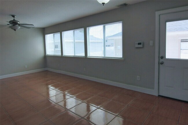 Foto del edificio - 6335 Torrance Elms Ct