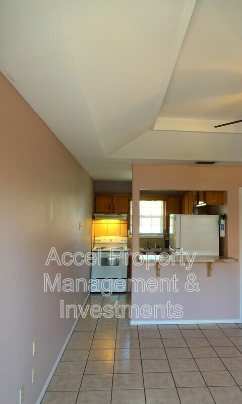 Building Photo - 1209 N Keralum Ave