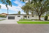 Foto principal - 555 SW 51st Ave
