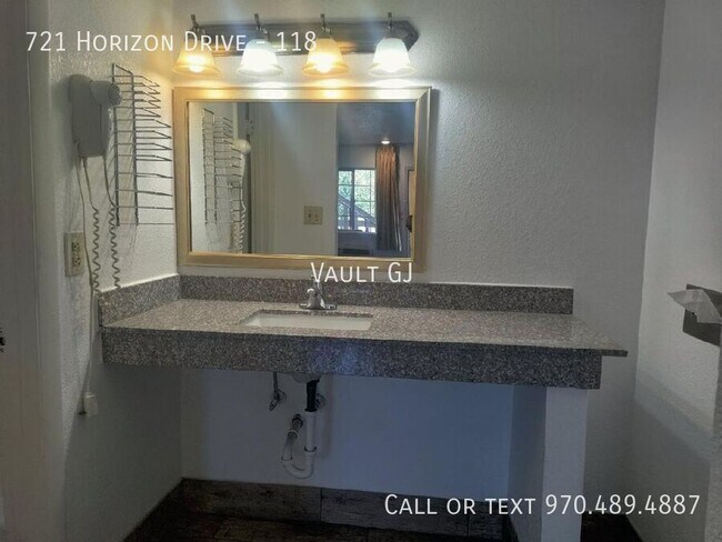 Foto del edificio - 721 Horizon Dr