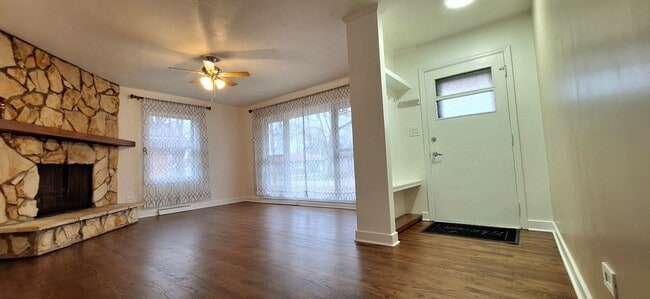 Building Photo - 539 Dawes St