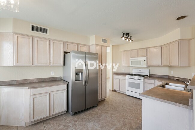 Building Photo - 13156 W Windsor Ave, Goodyear, AZ 85395, USA
