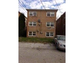Building Photo - 14120 S Tracy Ave