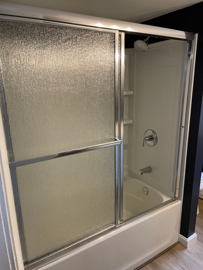 Bathroom - 150 Broadturn Rd
