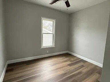 Foto del edificio - This stunning apartment on the 3rd floor boasts 3 bedrooms, 1 bathroom.