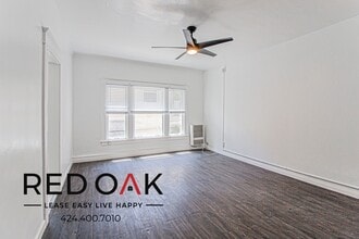 Building Photo - 915 Grattan St