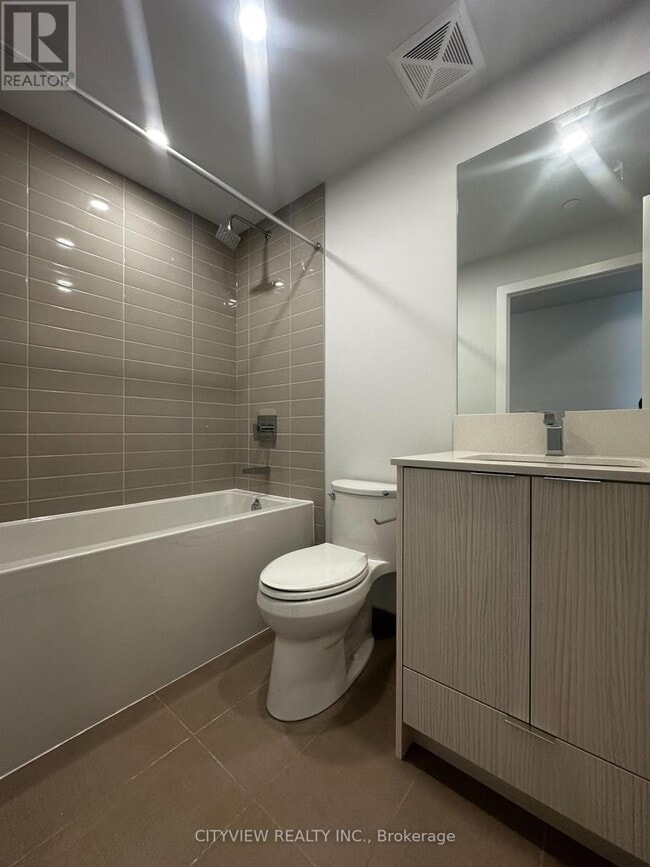 Building Photo - 430-2430 Square One Dr