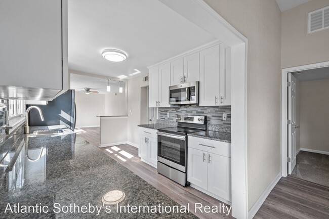 Building Photo - 3 br, 2 bath House - 5540 Westbury Rd