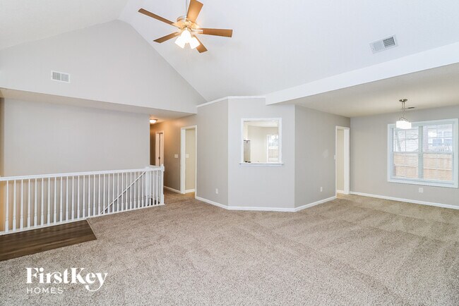 Foto del edificio - 4912 Baker Ridge Pl