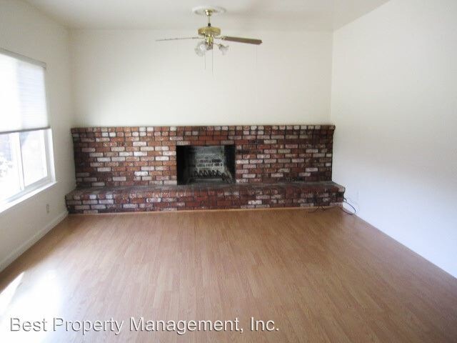 Foto del edificio - 4953 Omar St