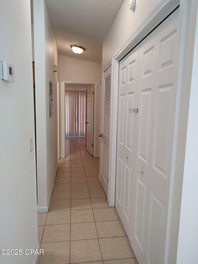 Foto del edificio - 6316 Sunset Ave