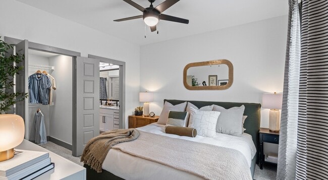 Building Photo - 5400 Haltom Rd