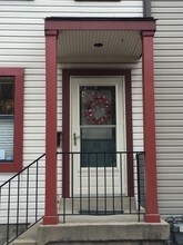 Building Photo - 51 S 17th St