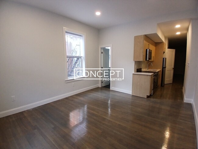 Foto del edificio - 529 Beacon St