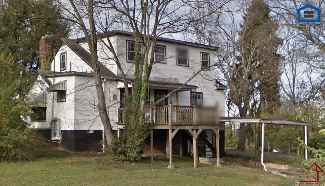 Building Photo - 3502 Lansing Ave