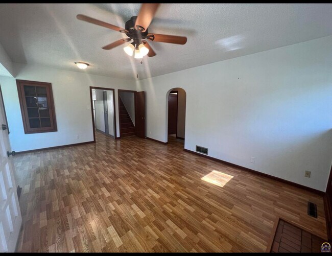 Foto del edificio - 3219 SW 8th Ave