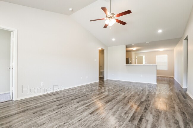 Building Photo - 55 Cedar Creek Cove