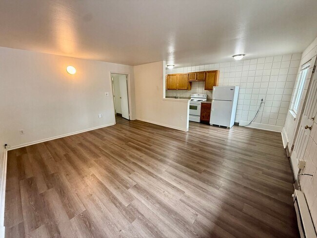 Foto del edificio - 509 S Bryan Ave