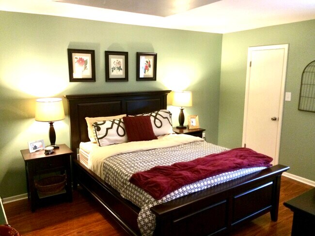 Master - 1725 S Hayes St Apartment