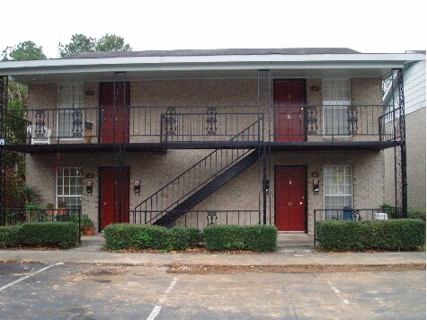 Primary Photo - 3813 Hickory St
