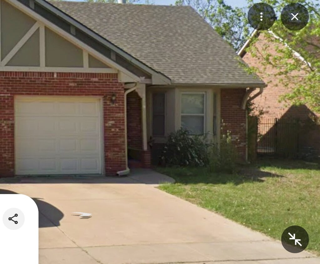 Primary Photo - 9419 E Bluestem St