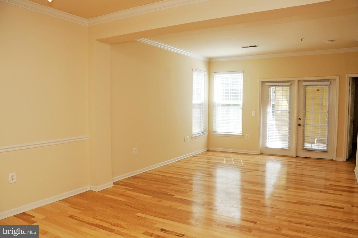 11800 Old Rd Unit 1109, North Bethesda, MD 20852 Condo for