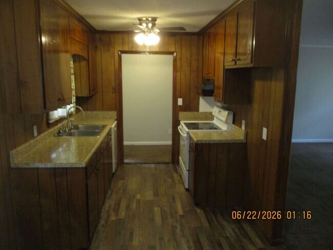 Foto del edificio - 1108 Duke Ln