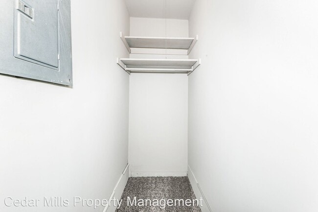 Building Photo - 1 br, 1 bath House - 1731 1/2 N Holyoke