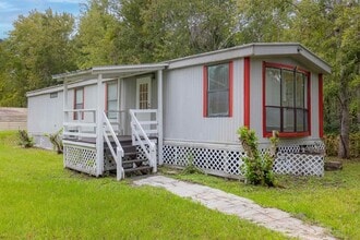 Building Photo - 7553 U.S. Rte 1