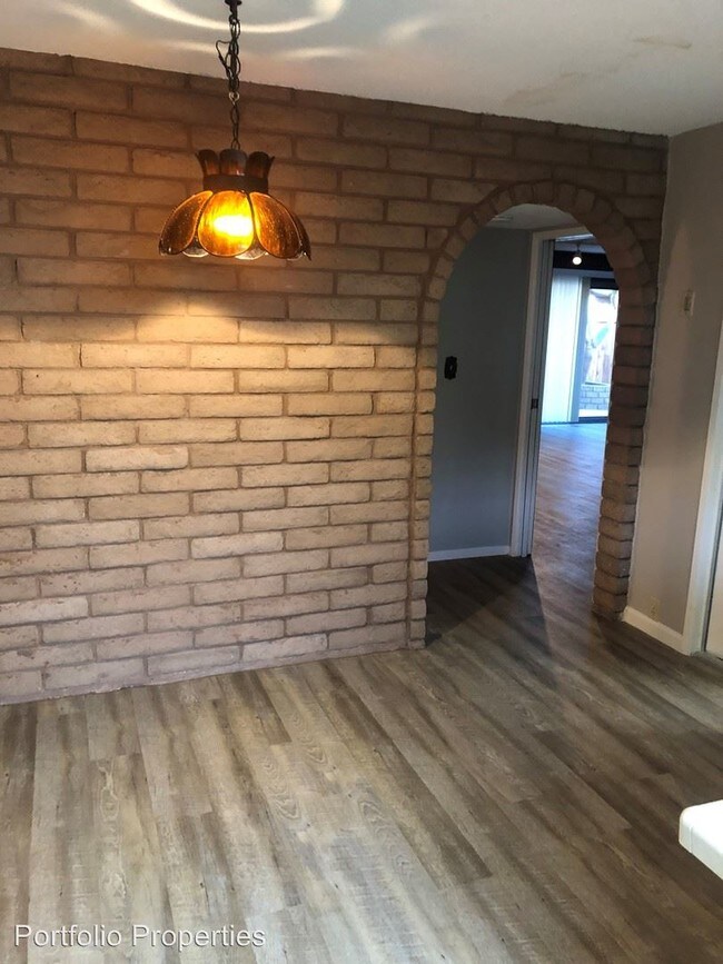Building Photo - 3 br, 2 bath House - 4701 COLUMBUS ST. # A