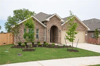 Building Photo - 121 El Ranchero Rd