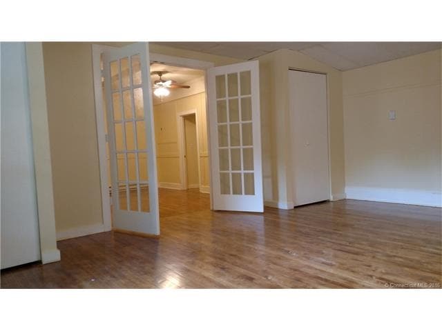 Interior Photo - 695 Beacon Valley Road