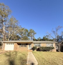 Building Photo - 3004 Whisper Ct