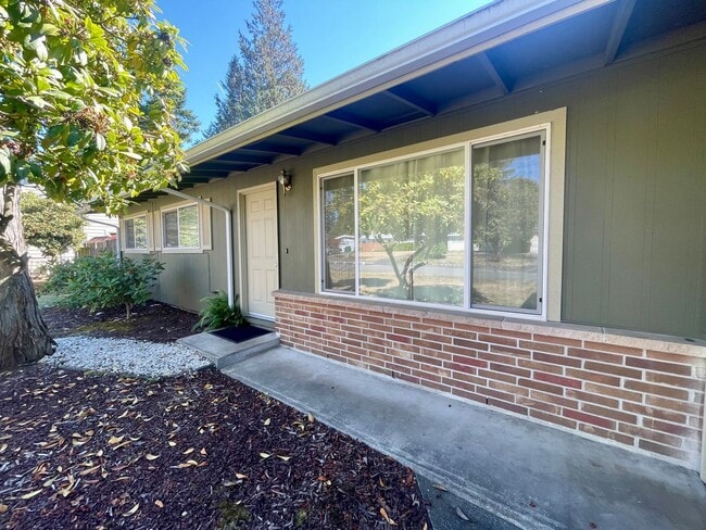 Building Photo - 3906 176th Pl SW