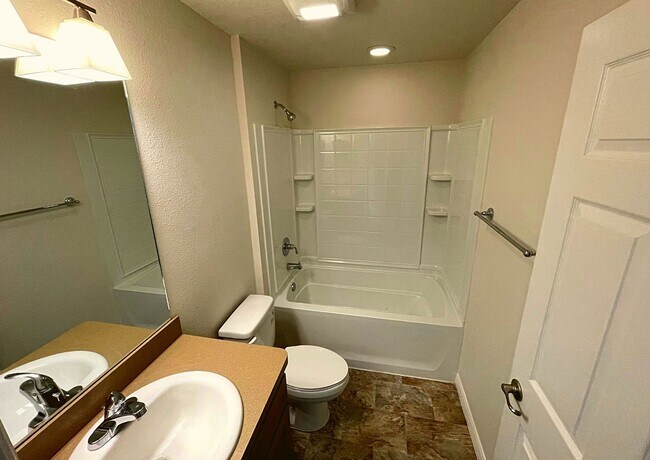 Foto del edificio - 15475 SW 34th Ave