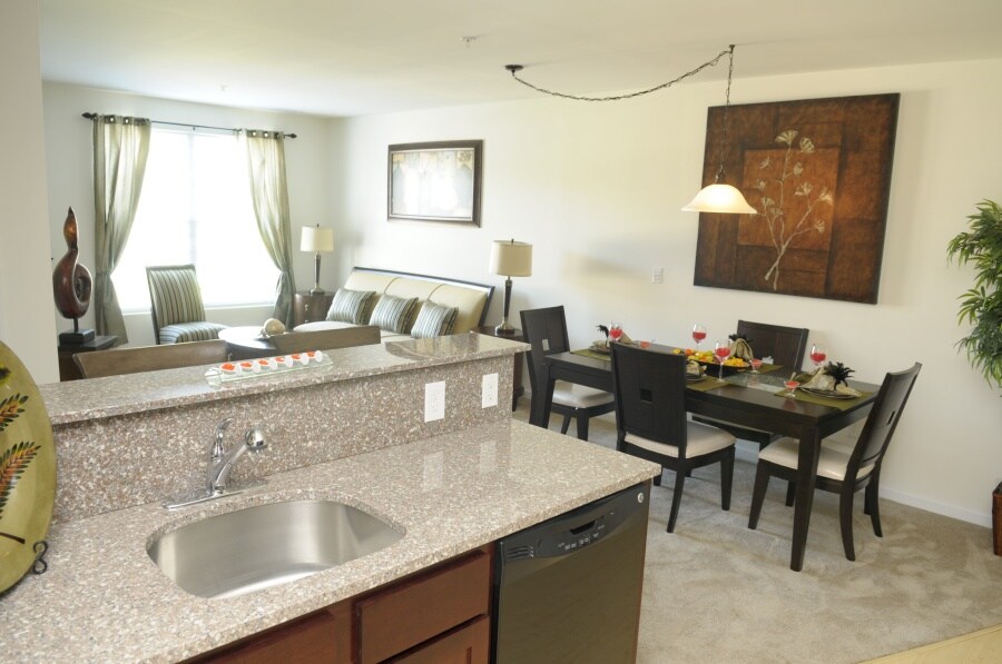Foto principal - 2324 Ellsworth Boulevard