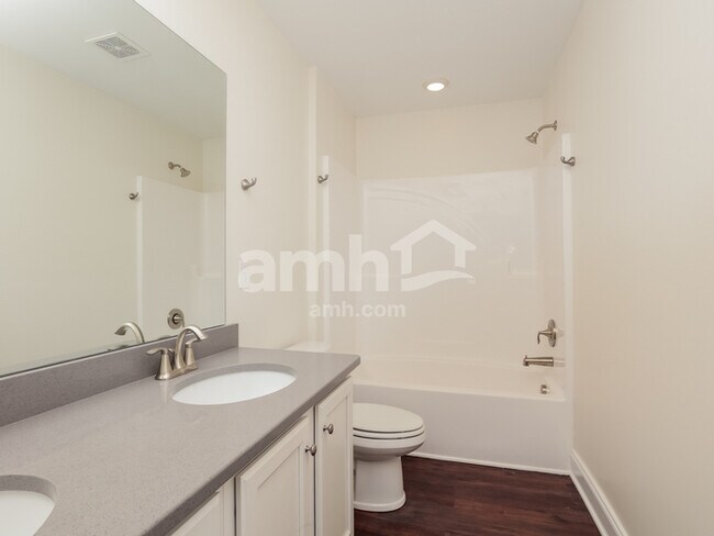 Foto del edificio - 5226 Virtue Ave