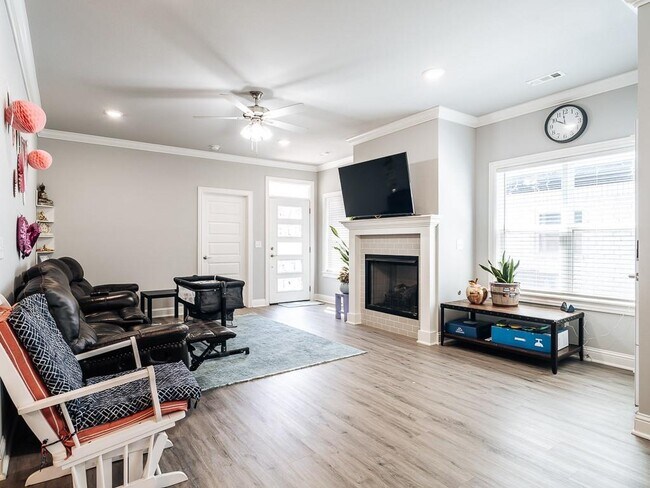 Foto del edificio - 2306 SW Poppy St