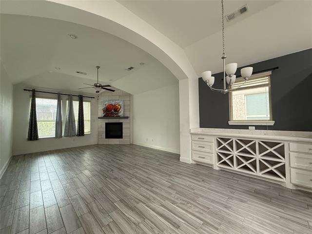 Building Photo - 2104 Hubbard Park Ln