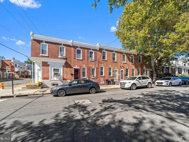 Foto del edificio - 431 S Harrison St