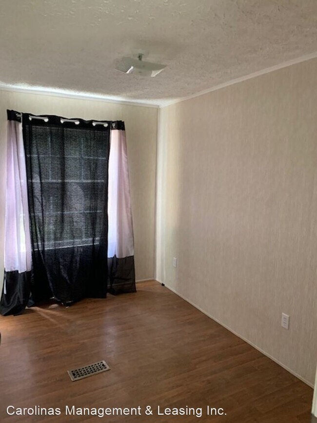 Building Photo - 3 br, 2 bath House - 1785 Browning Rd