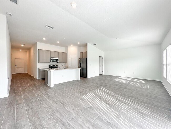 Building Photo - 309 Loch Ct